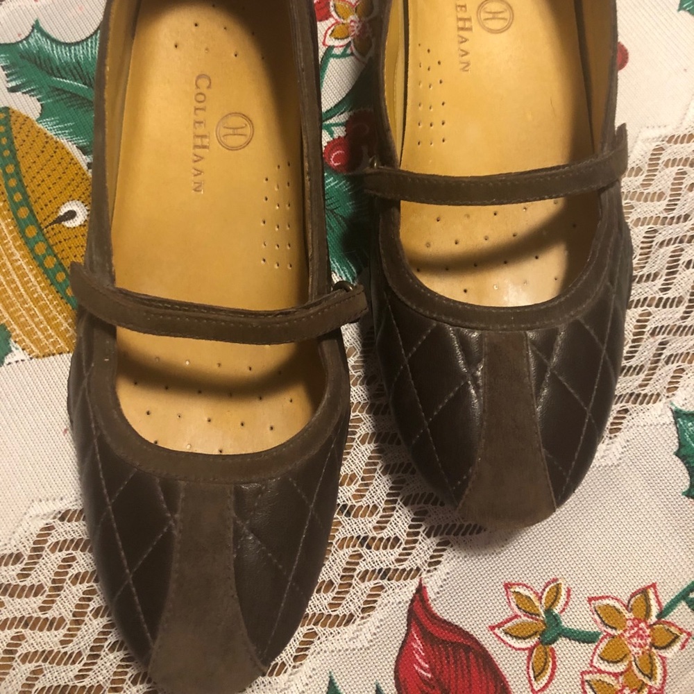 Ladies shoes size 6 1/2